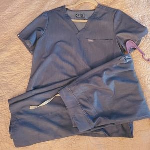 Graphite FIGS Scrubs Set